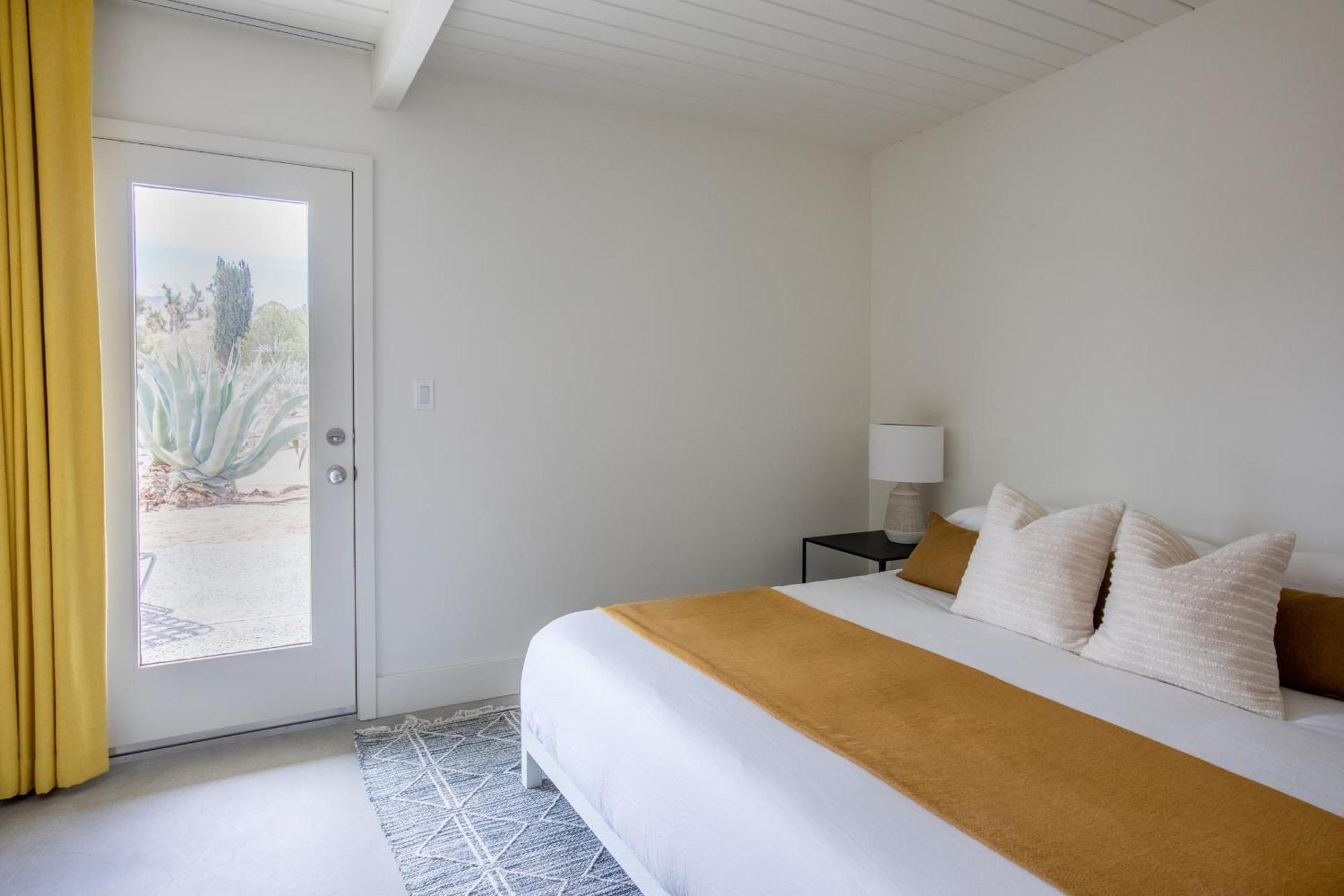 The Bungalows By Homestead Modern ジョシュア・ツリー 部屋 写真