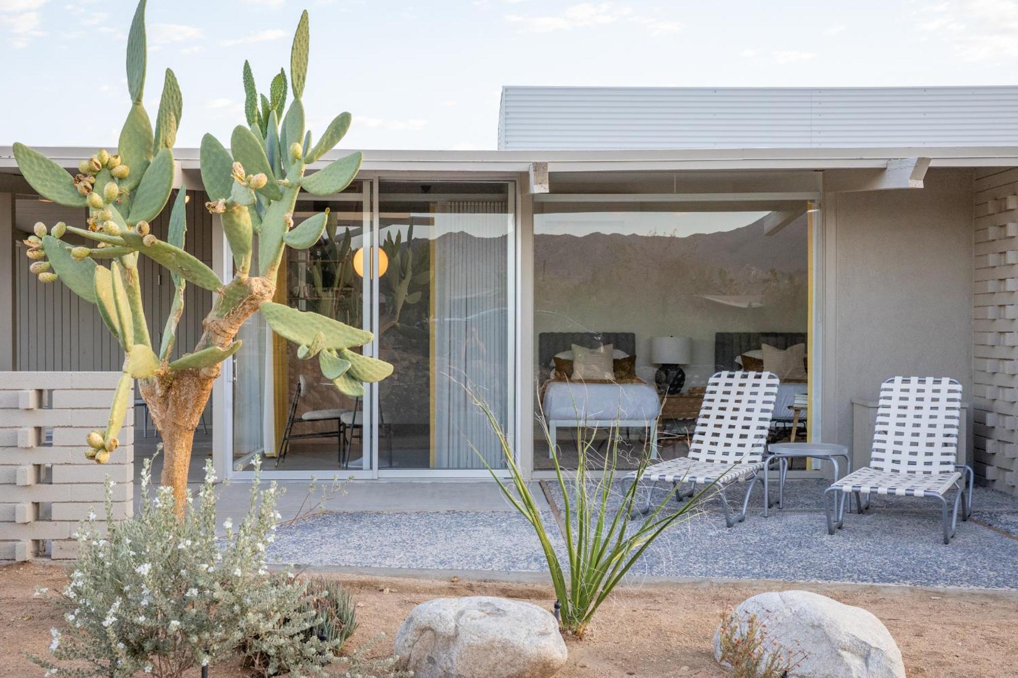 The Bungalows By Homestead Modern ジョシュア・ツリー 部屋 写真