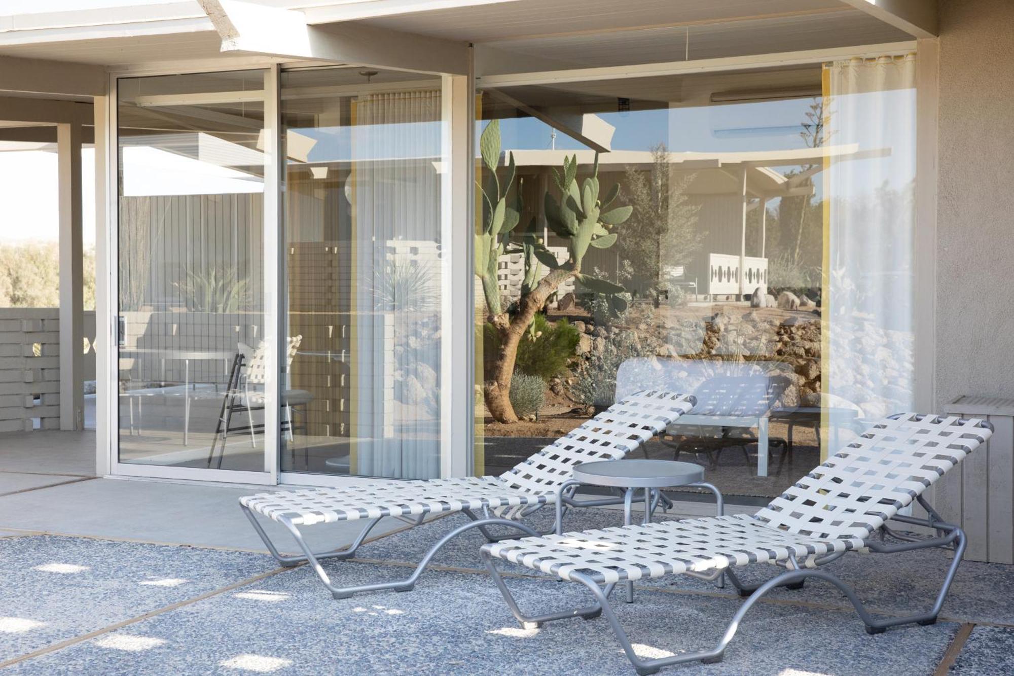 The Bungalows By Homestead Modern ジョシュア・ツリー 部屋 写真
